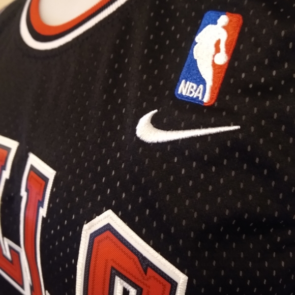 Michael Jordan Chicago Bulls Jersey 23 XL NWT - Picture 4 of 10